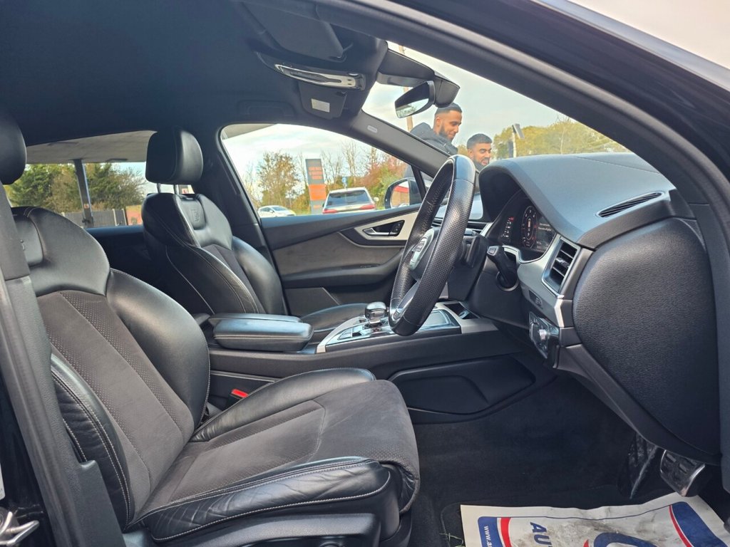Used Audi Q7 2017 for sale - 76338551: Photo 32