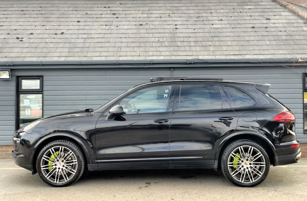 Used Porsche Cayenne 2017 for sale - 76202863: Photo 10