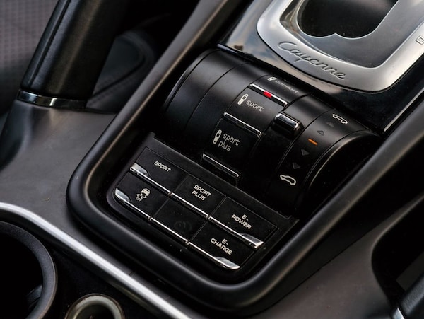Used Porsche Cayenne 2017 for sale - 76202863: Photo 36
