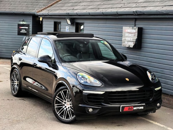Used Porsche Cayenne 2017 for sale - 76202863: Photo 3