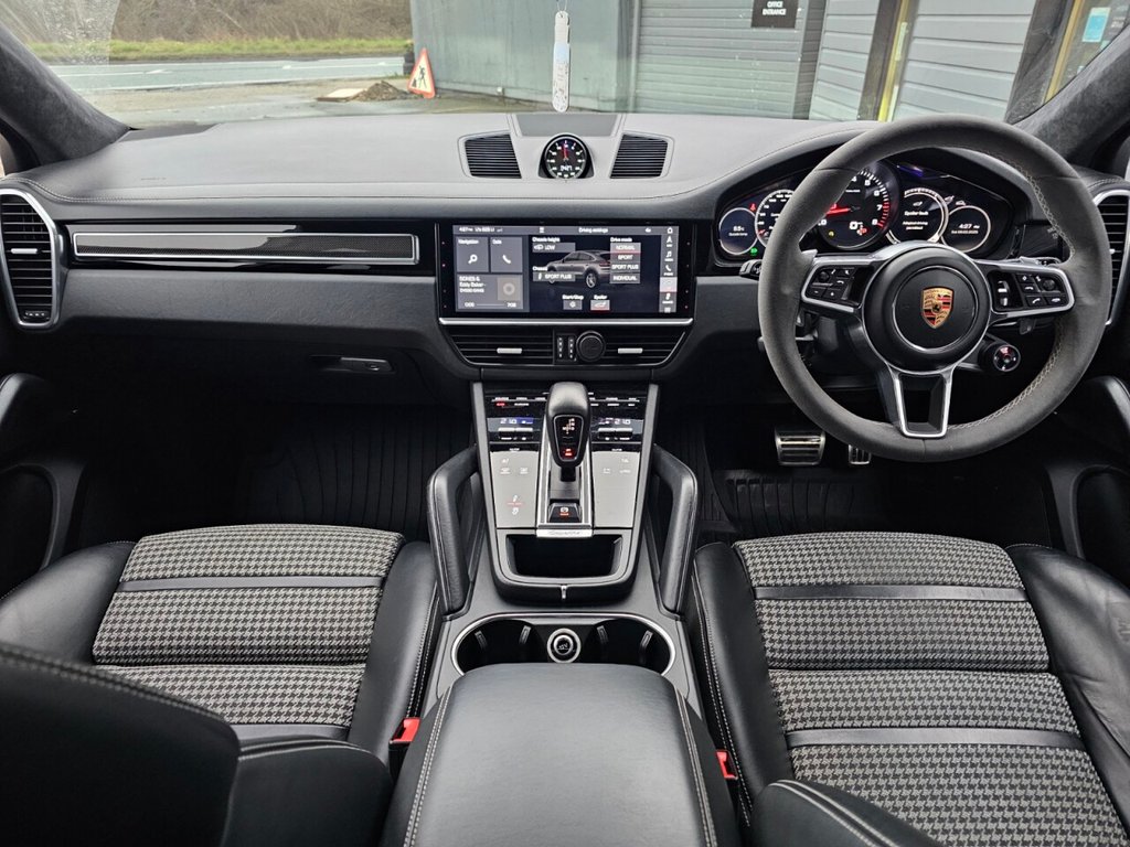 Used Porsche Cayenne 2020 for sale - 76202875: Photo 33