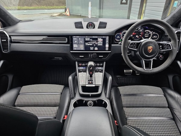 Used Porsche Cayenne 2020 for sale - 76202875: Photo 33