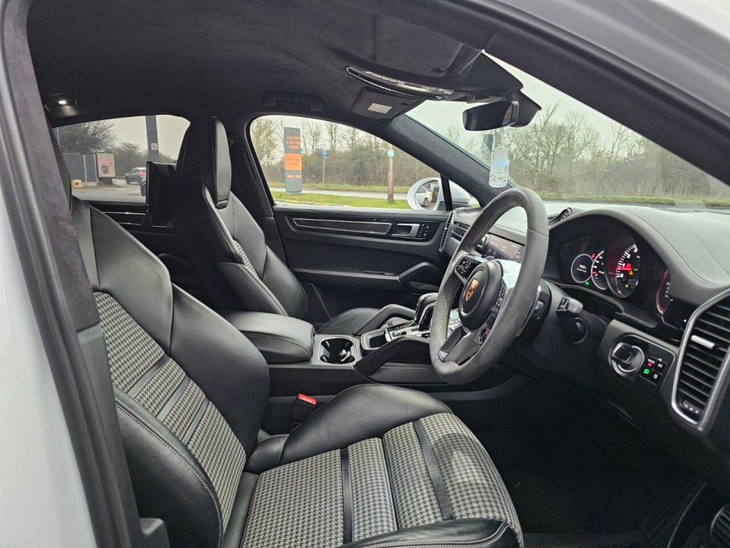 Used Porsche Cayenne 2020 for sale - 76202875: Photo 34