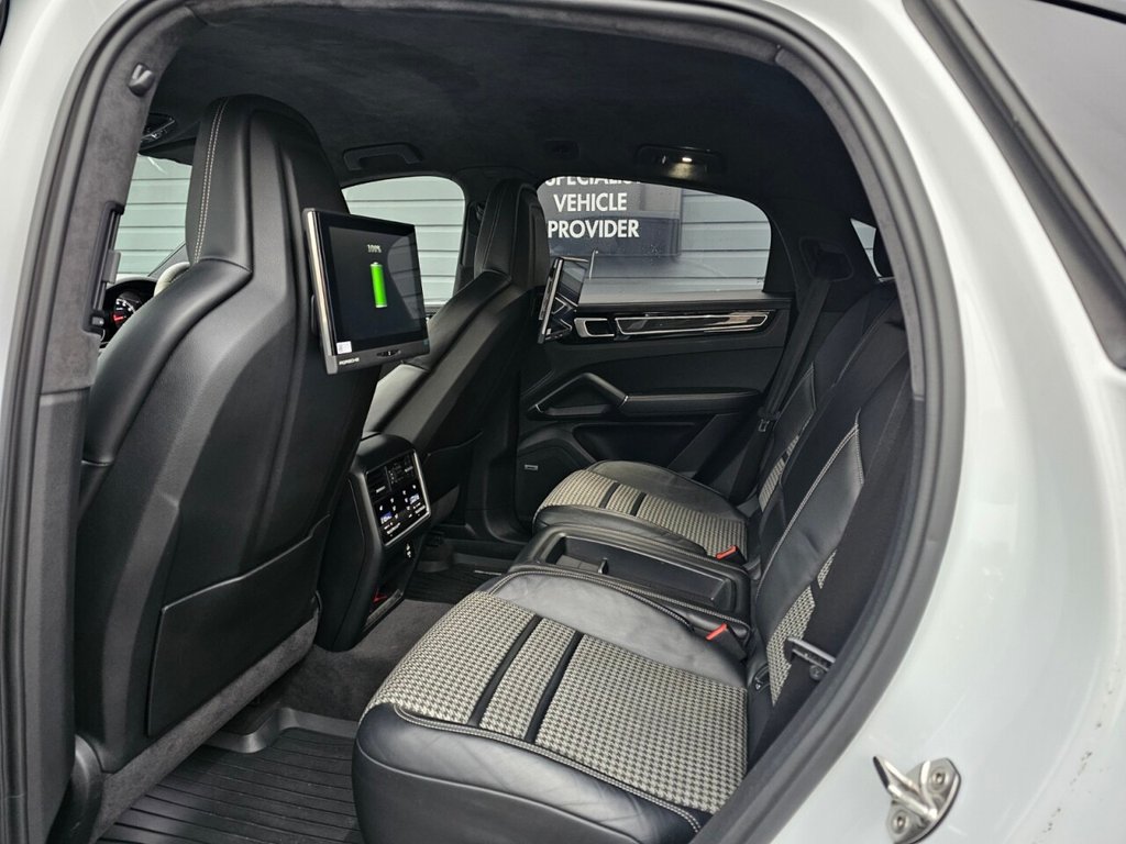 Used Porsche Cayenne 2020 for sale - 76202875: Photo 41
