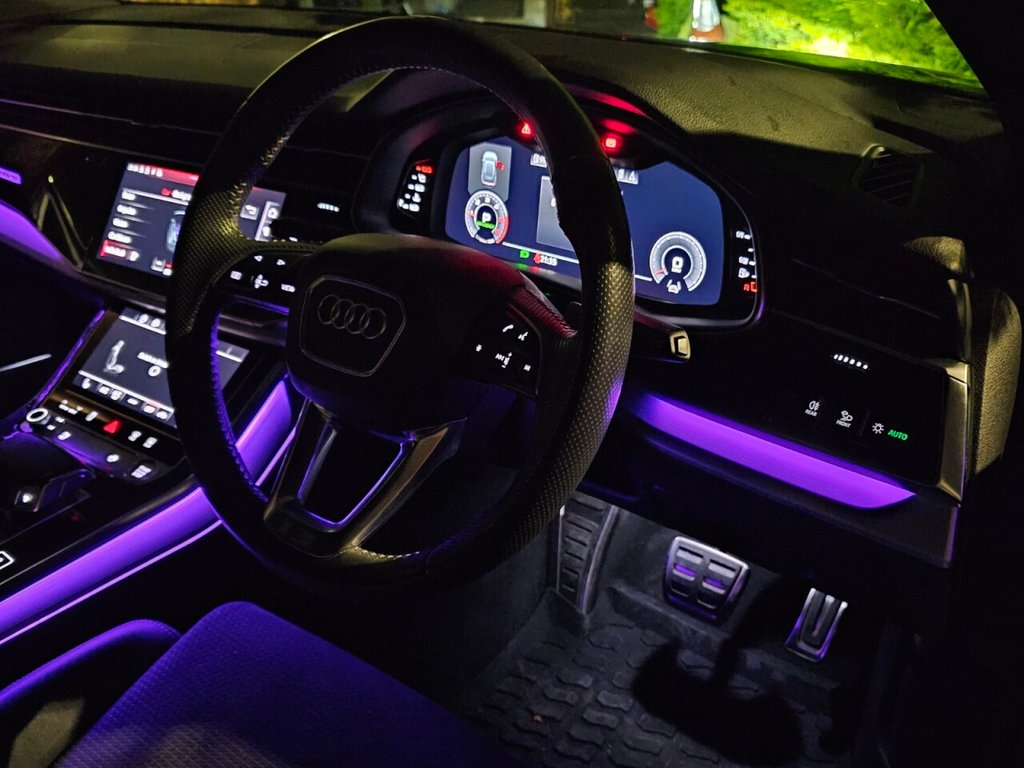 Used Audi Q8 2018 for sale - 76604625: Photo 26