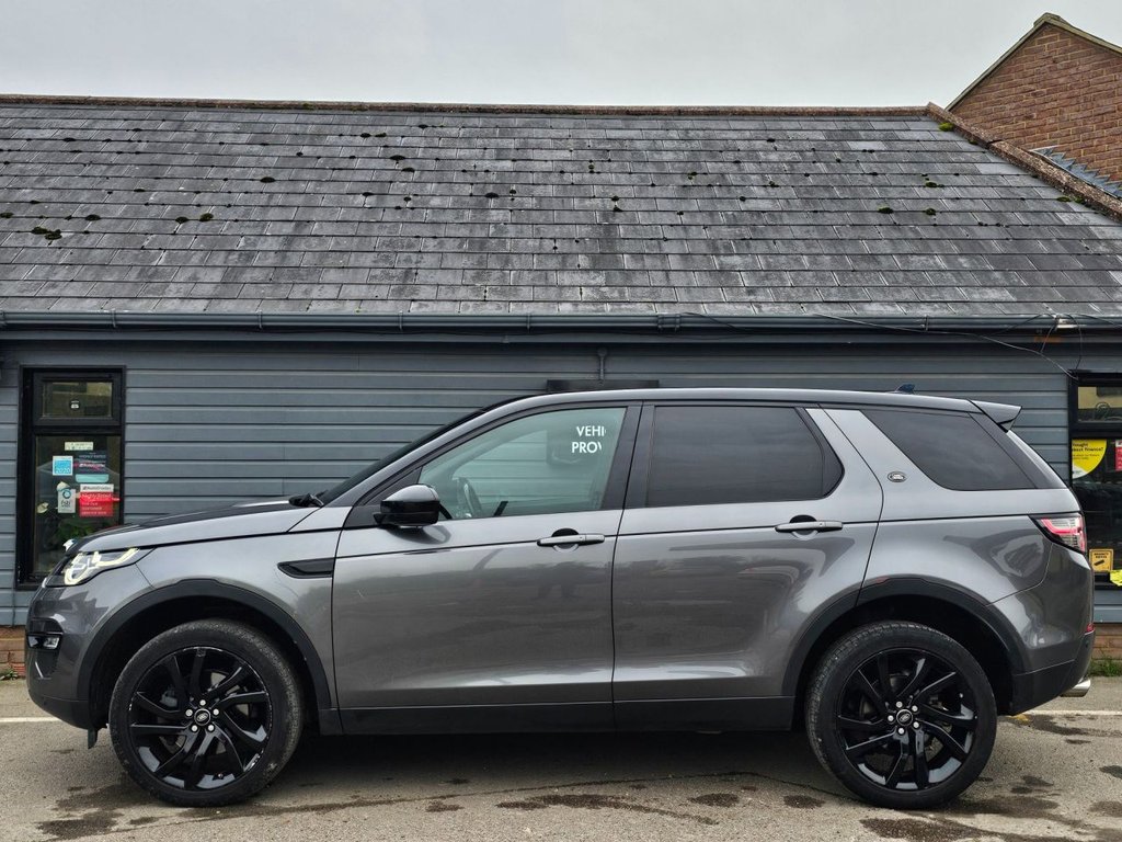 Used Land Rover Discovery Sport 2016 for sale - 76698359: Photo 12