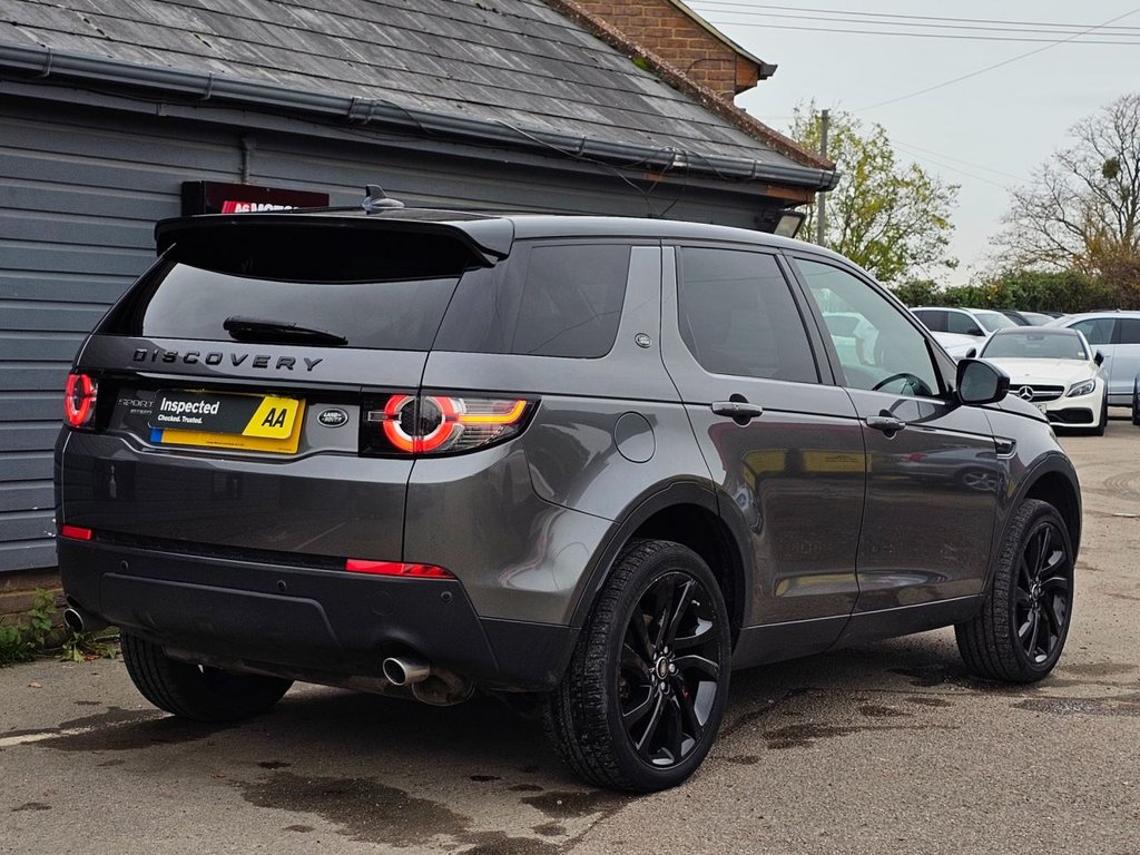 Used Land Rover Discovery Sport 2016 for sale - 76698359: Photo 16