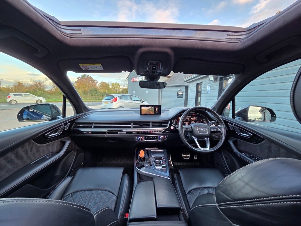 Used Audi SQ7 2018 for sale - 76372579: Photo 31