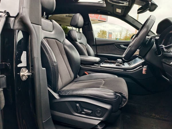 Used Audi Q8 2019 for sale - 76202456: Photo 32