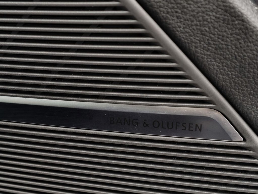 Used Audi Q8 2019 for sale - 76202456: Photo 33