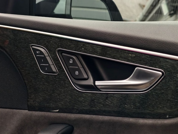 Used Audi Q8 2019 for sale - 76202456: Photo 36