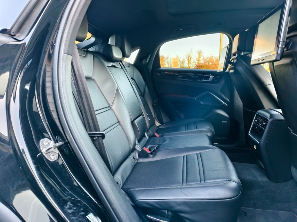 Used Porsche Cayenne 2020 for sale - 76962744: Photo 17
