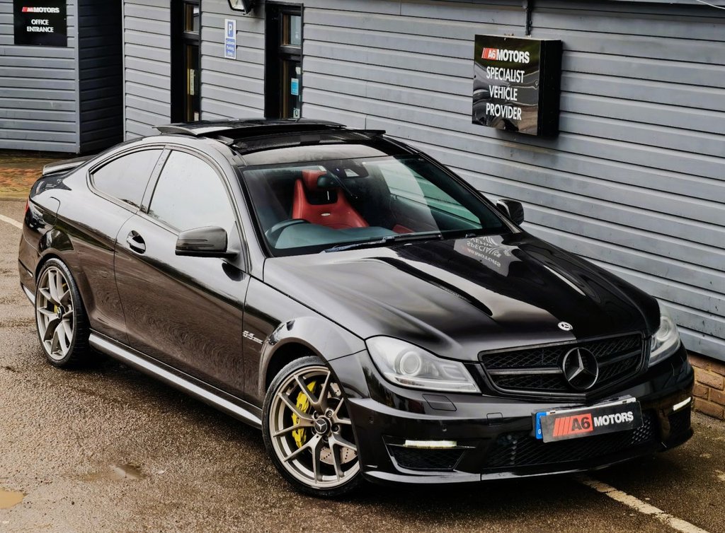 Used Mercedes-Benz C Class 2013 for sale - 76962159: Photo 2