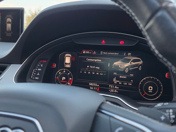 Used Audi Q7 2016 for sale - 76203357: Photo 44