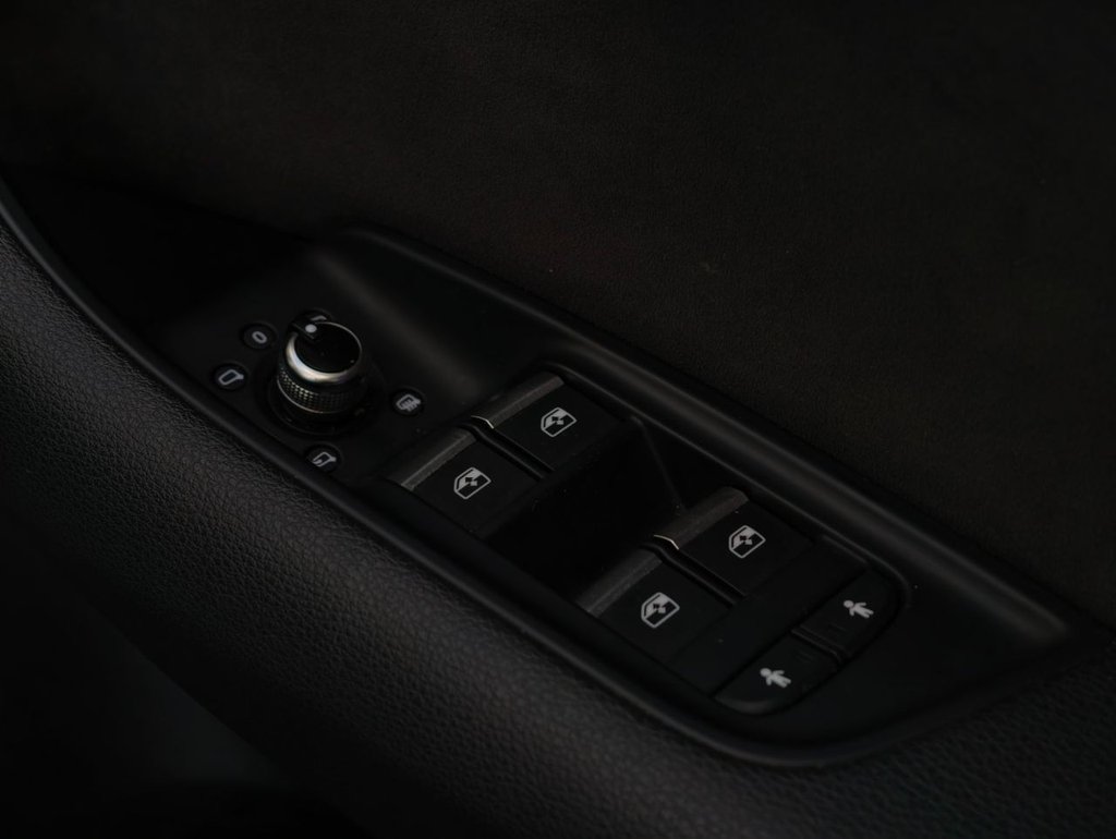 Used Audi Q7 2017 for sale - 76962733: Photo 33