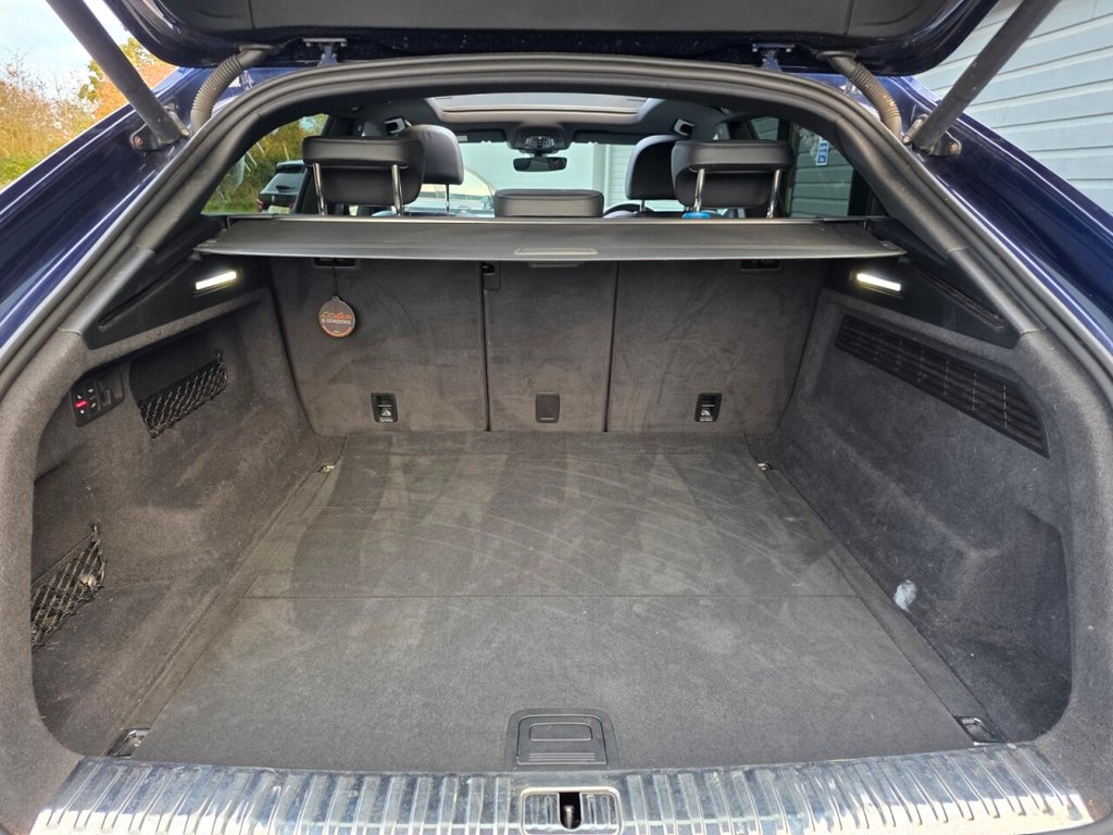 Used Audi Q8 2019 for sale - 76372494: Photo 27