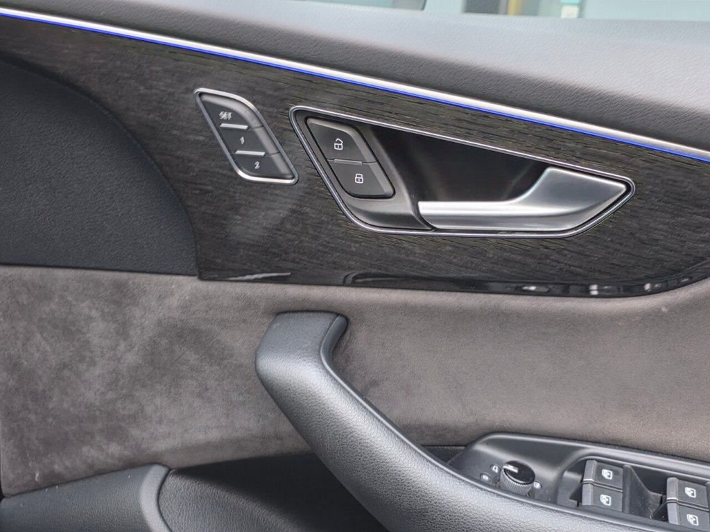 Used Audi Q8 2019 for sale - 76372494: Photo 34