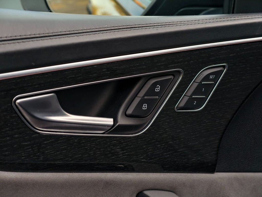 Used Audi Q8 2019 for sale - 76962739: Photo 31