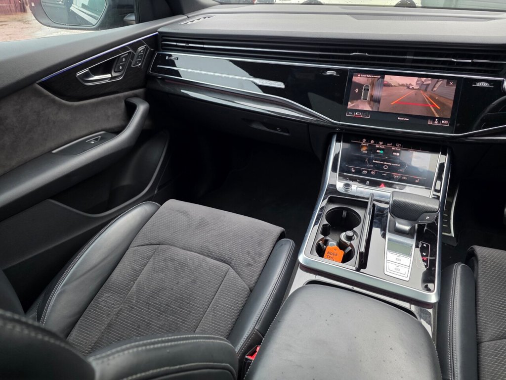 Used Audi Q8 2018 for sale - 76539659: Photo 32