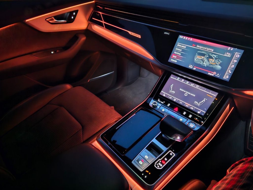 Used Audi Q8 2018 for sale - 76539659: Photo 33