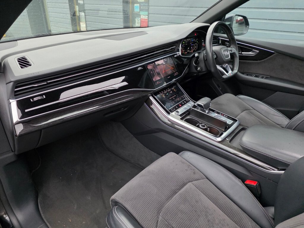 Used Audi Q8 2018 for sale - 76539659: Photo 38