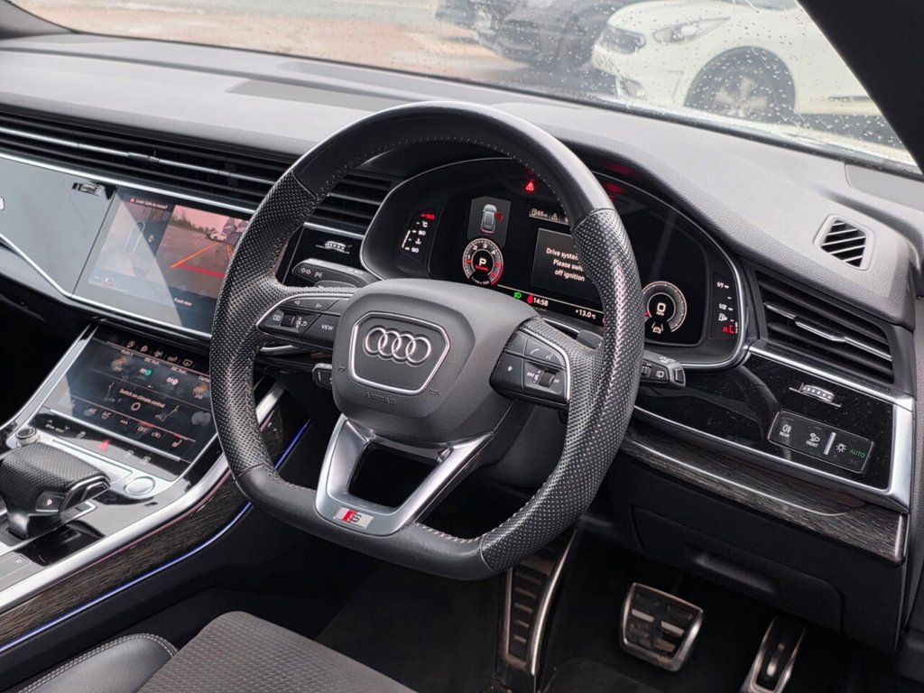 Used Audi Q8 2018 for sale - 76539659: Photo 41