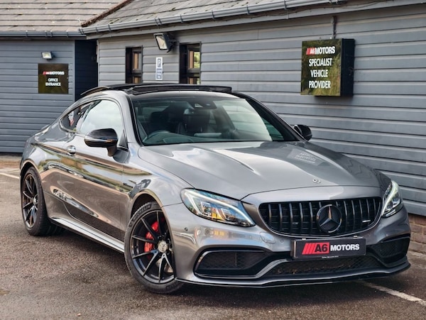 Used Mercedes-Benz C Class 2019 for sale - 76202740: Photo 1