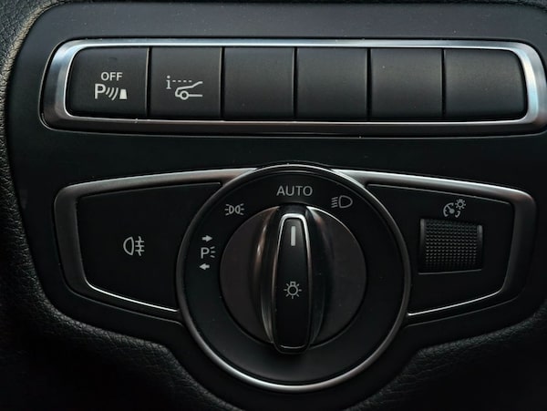 Used Mercedes-Benz C Class 2019 for sale - 76202740: Photo 37
