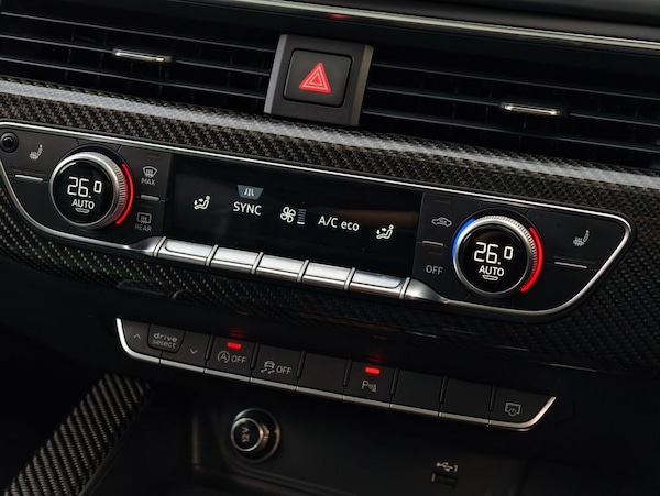 Used Audi RS4 2018 for sale - 76202598: Photo 36