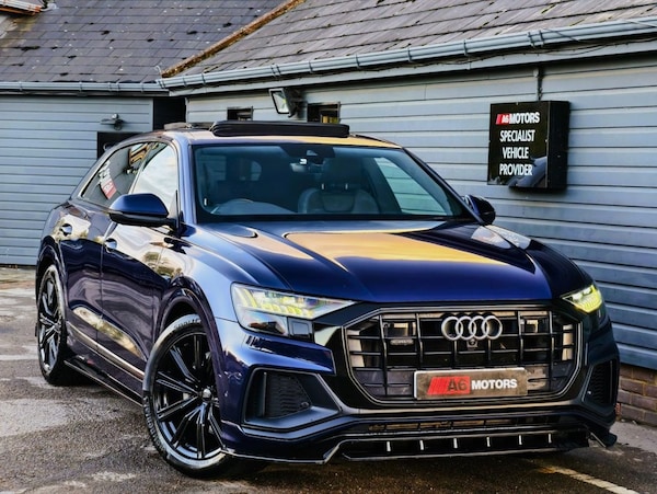 Used Audi Q8 2018 for sale - 76202495: Photo 2