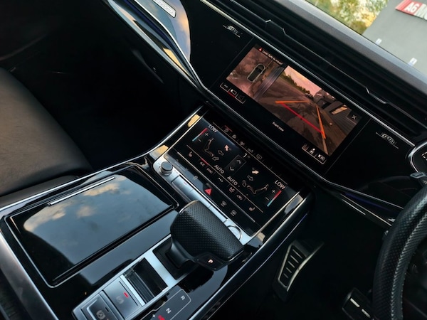 Used Audi Q8 2018 for sale - 76202495: Photo 38