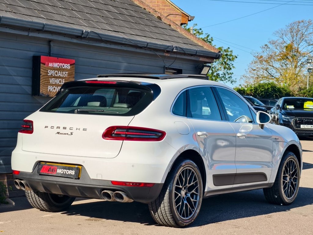 Used Porsche Macan 2017 for sale - 76223933: Photo 15