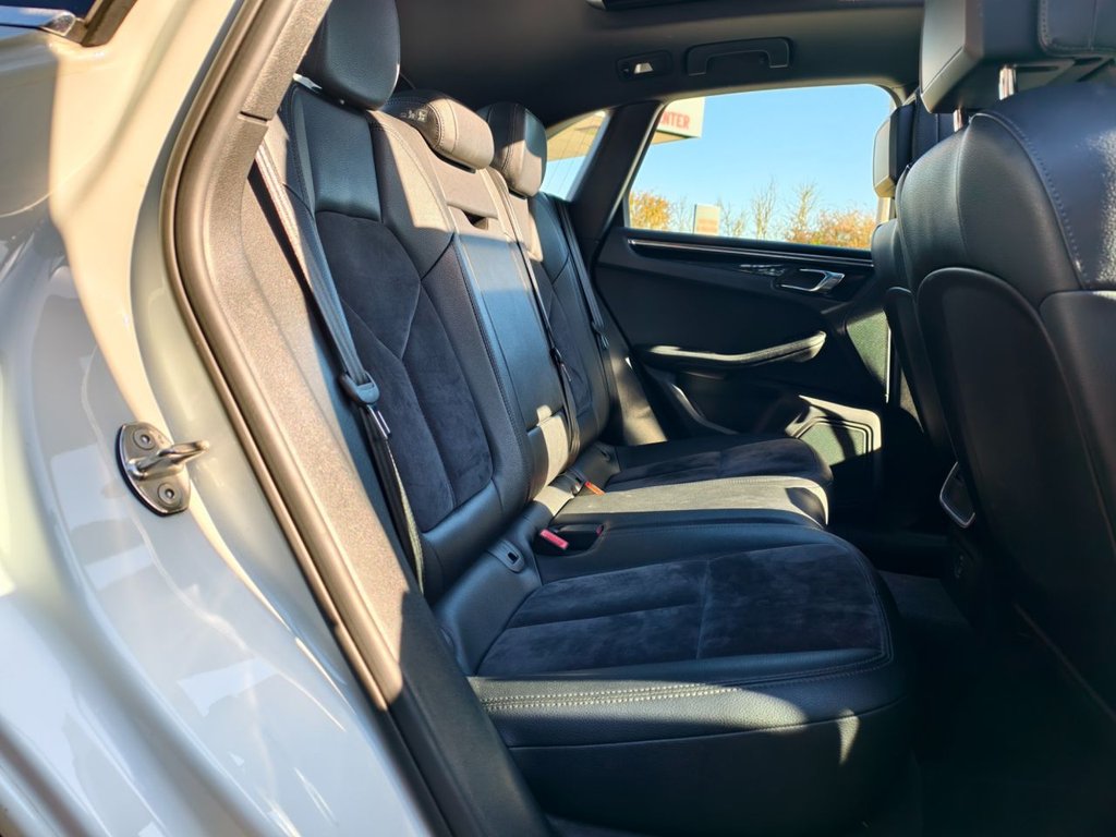 Used Porsche Macan 2017 for sale - 76223933: Photo 20