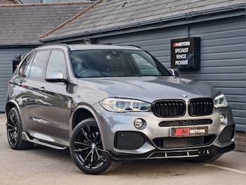Used BMW X5 2018 for sale - 76202480: Photo