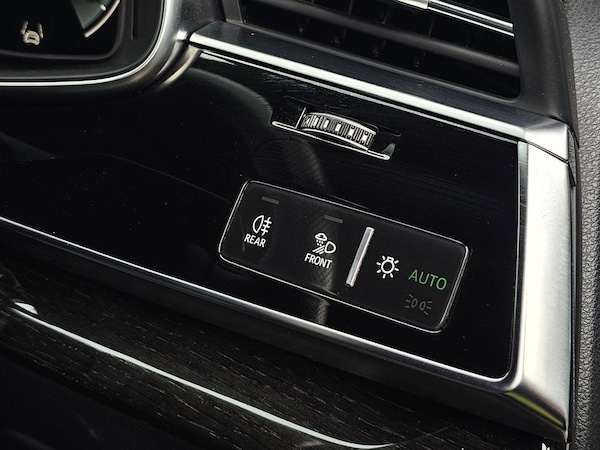 Used Audi Q8 2021 for sale - 76202672: Photo 40