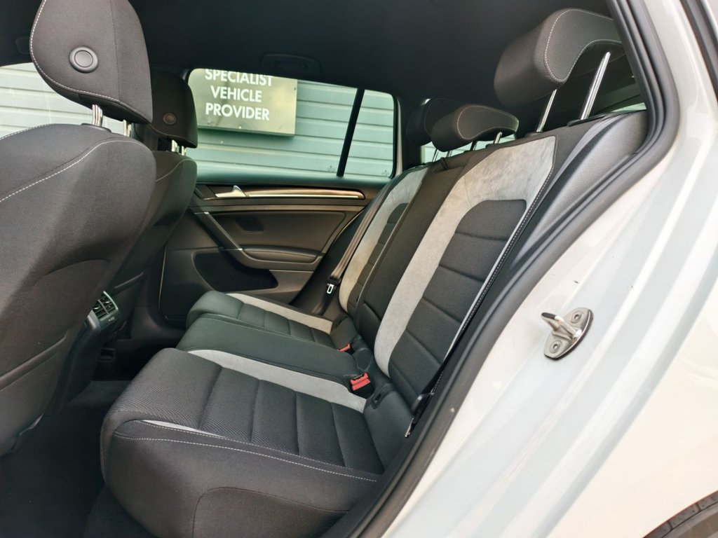 Used Volkswagen Golf 2015 for sale - 76202648: Photo 15