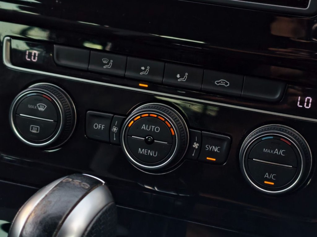 Used Volkswagen Golf 2015 for sale - 76202648: Photo 23