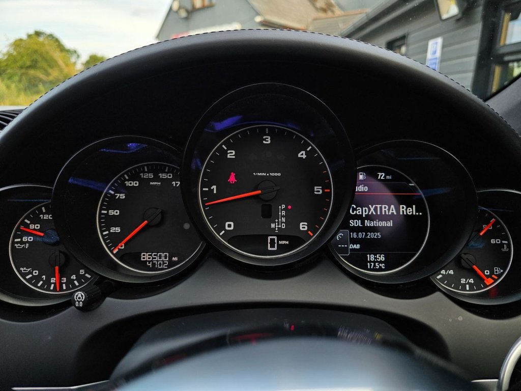 Used Porsche Cayenne 2016 for sale - 76783439: Photo 29