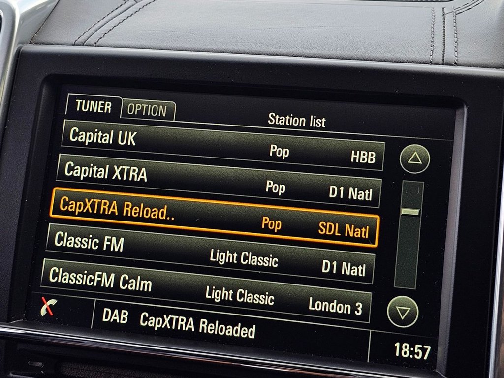 Used Porsche Cayenne 2016 for sale - 76783439: Photo 36