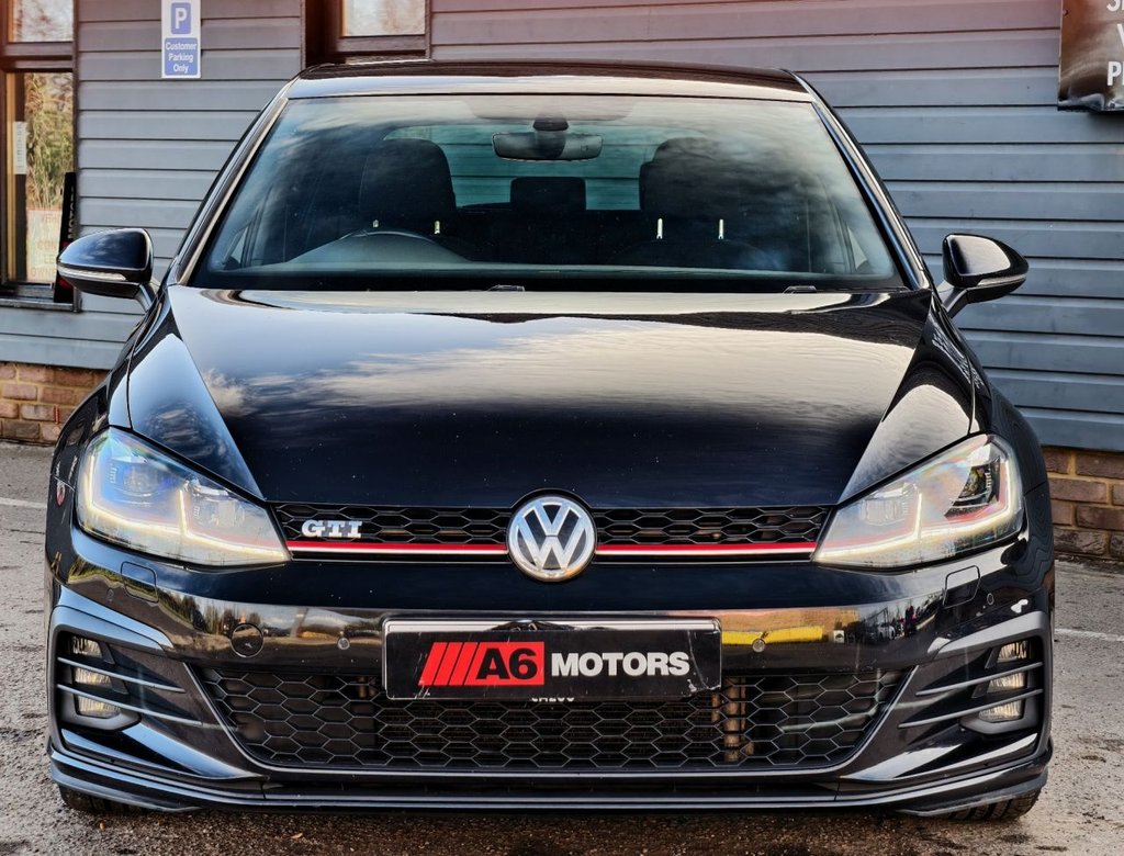 Used Volkswagen Golf 2018 for sale - 76623292: Photo 10