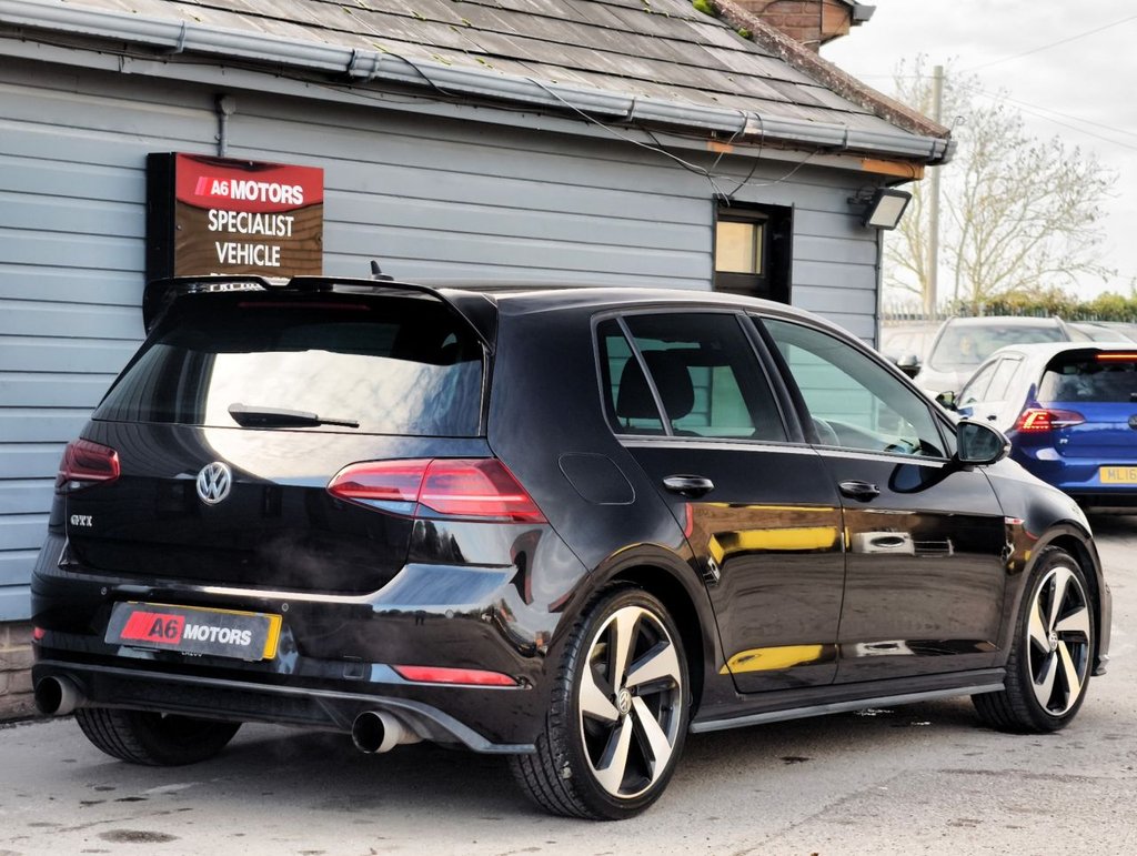 Used Volkswagen Golf 2018 for sale - 76623292: Photo 15
