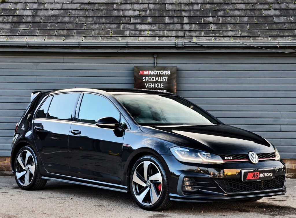 Used Volkswagen Golf 2018 for sale - 76623292: Photo 2