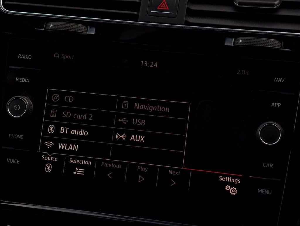 Used Volkswagen Golf 2018 for sale - 76623292: Photo 32