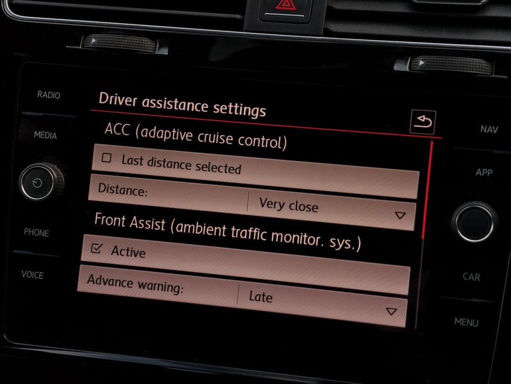 Used Volkswagen Golf 2018 for sale - 76623292: Photo 37