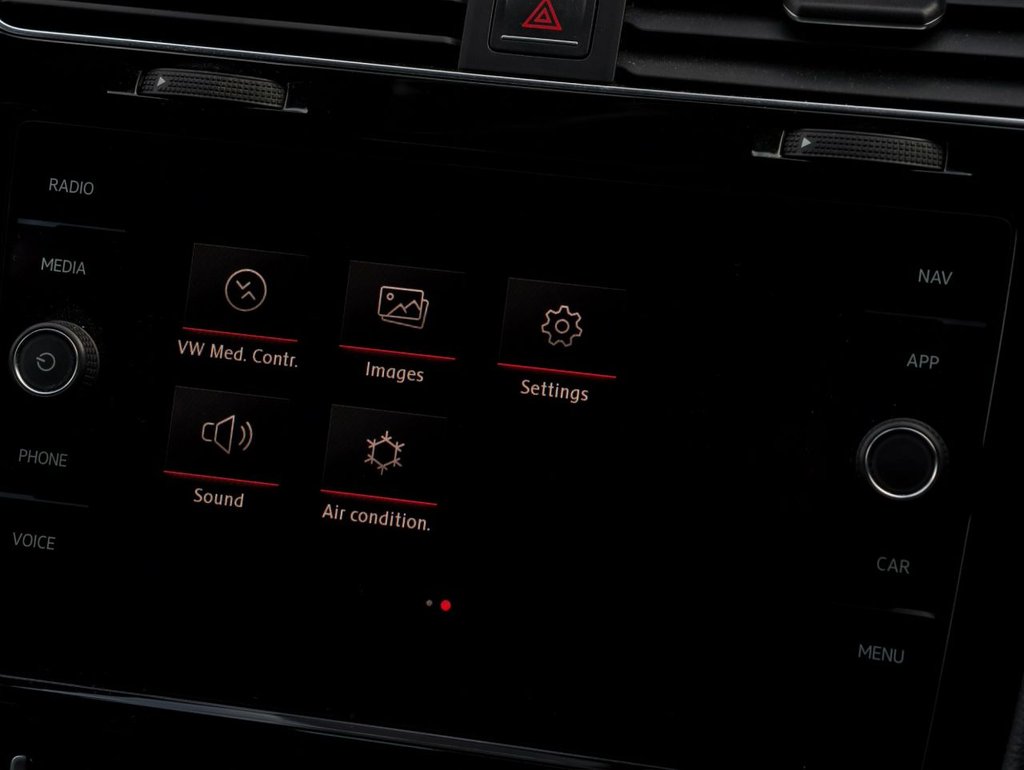 Used Volkswagen Golf 2018 for sale - 76623292: Photo 41