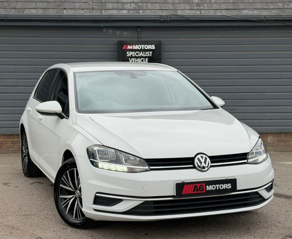 Used Volkswagen Golf 2018 for sale - 76210646: Photo 1