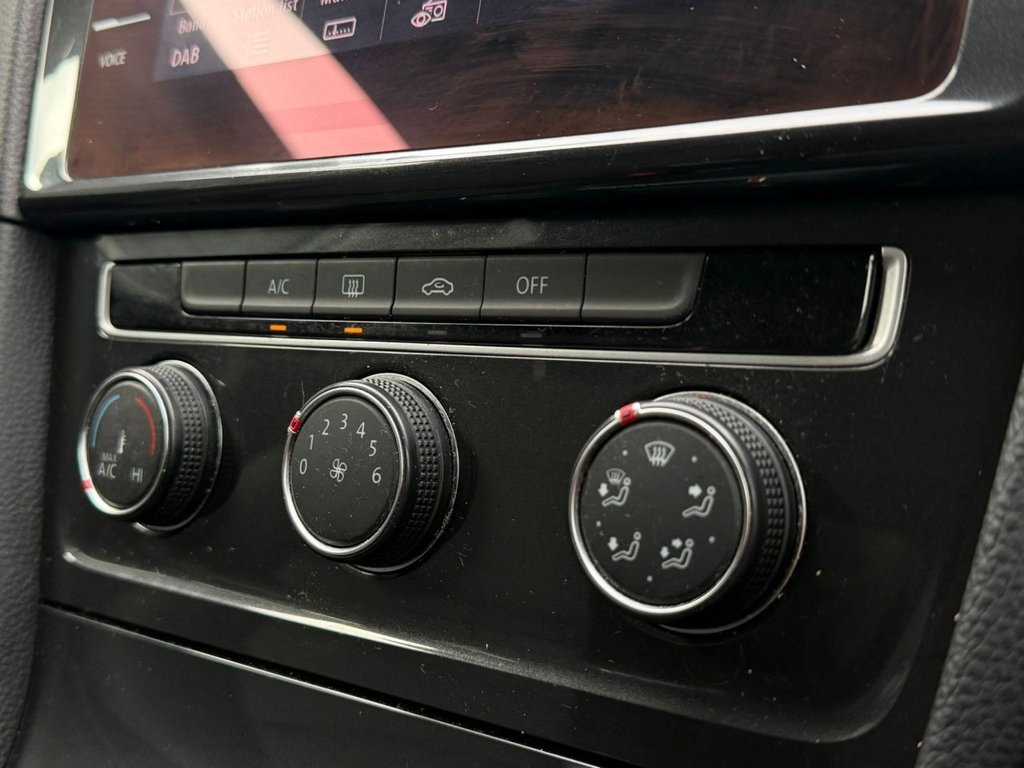 Used Volkswagen Golf 2018 for sale - 76210646: Photo 19