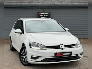 Volkswagen - Golf