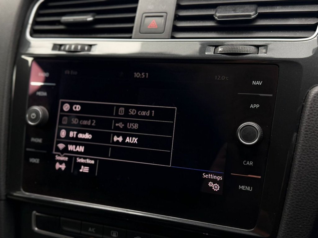 Used Volkswagen Golf 2018 for sale - 76210646: Photo 20