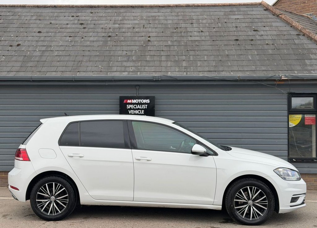 Used Volkswagen Golf 2018 for sale - 76210646: Photo 8